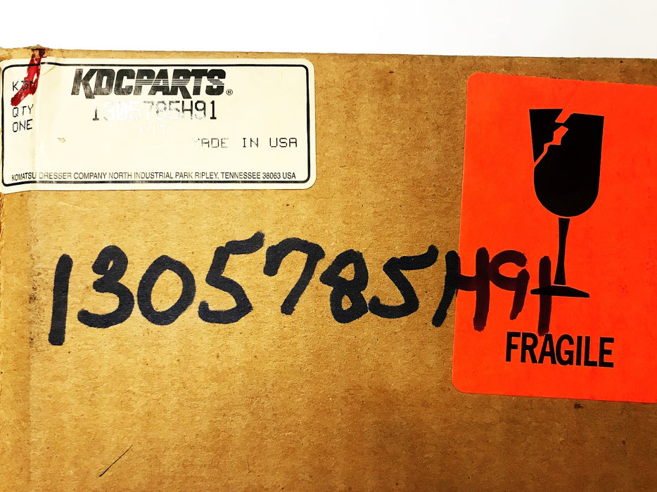 Komatsu Lamp Kit 1305785H91 NOS