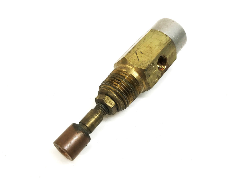 International Fan Clutch Control Valve 361778C92 (CA200023) NOS