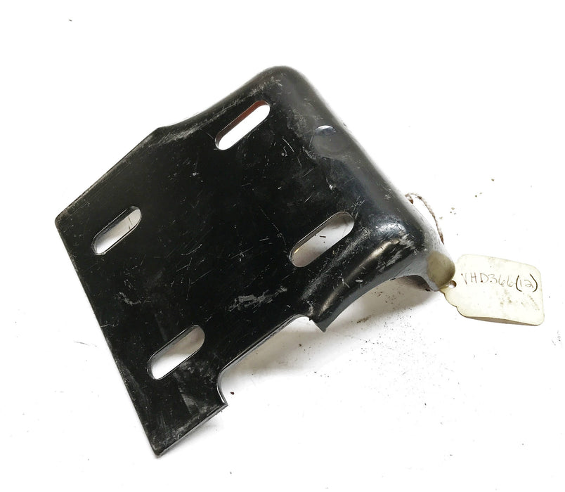 International/Navistar Bracket 1660574C1 NOS