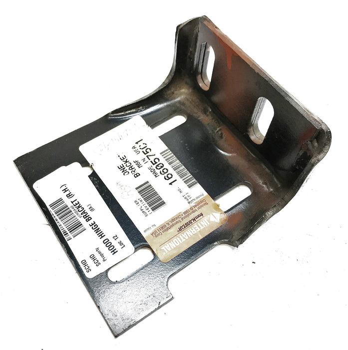 International/Navistar Hood Hinge 1660575C1 NOS