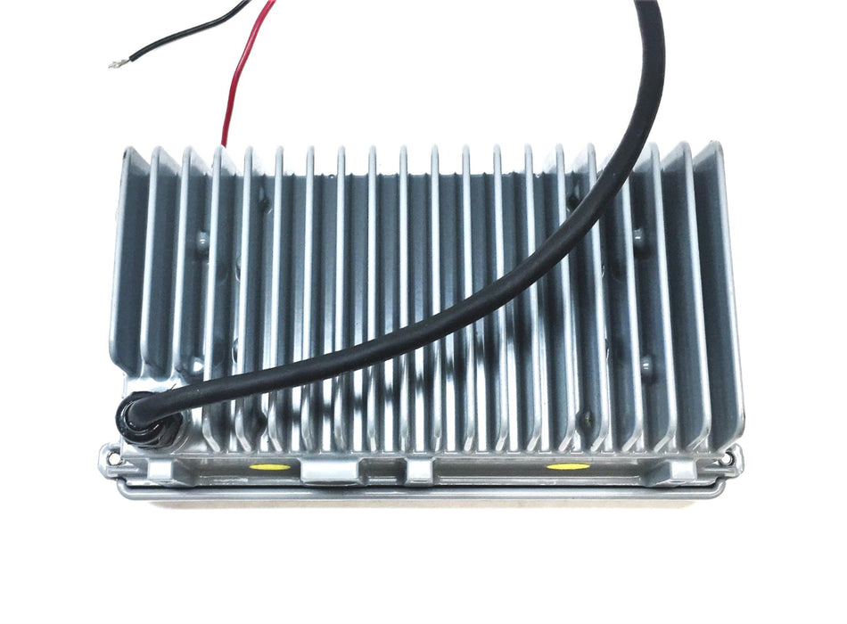 Whelen WWL100 12V Work Light LED Floodlight Assembly 01-0686897-00 A USED