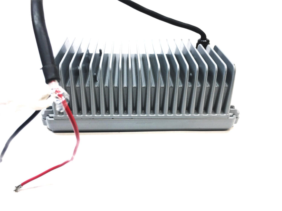 Whelen WWL100 12V Work Light LED Floodlight Assembly 01-0686897-00 A USED