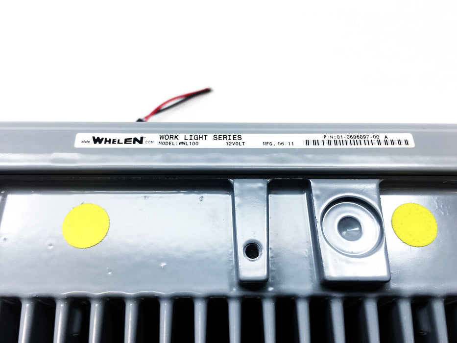 Whelen WWL100 12V Work Light LED Floodlight Assembly 01-0686897-00 A NOS