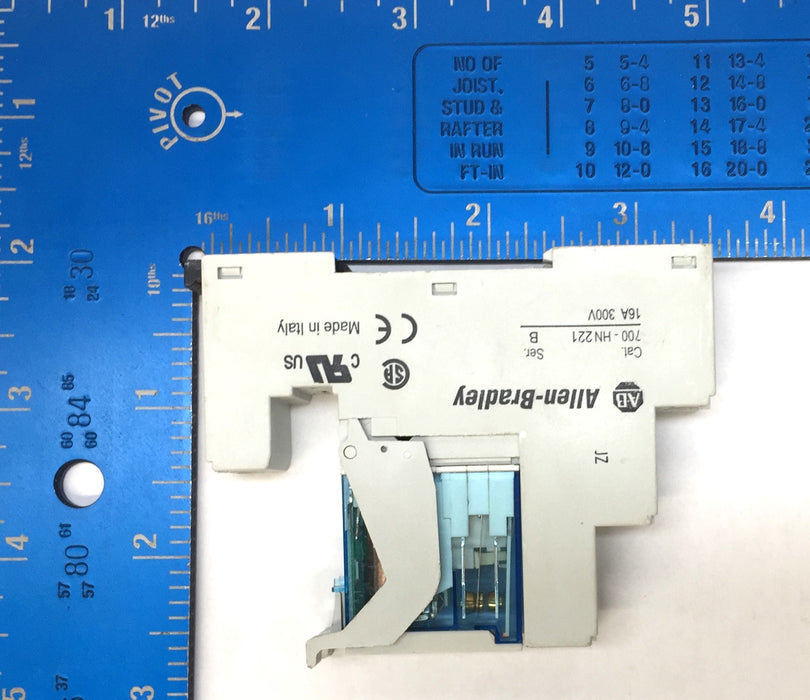Allen-Bradley Relay 700-HKX6Z24-4 B USED