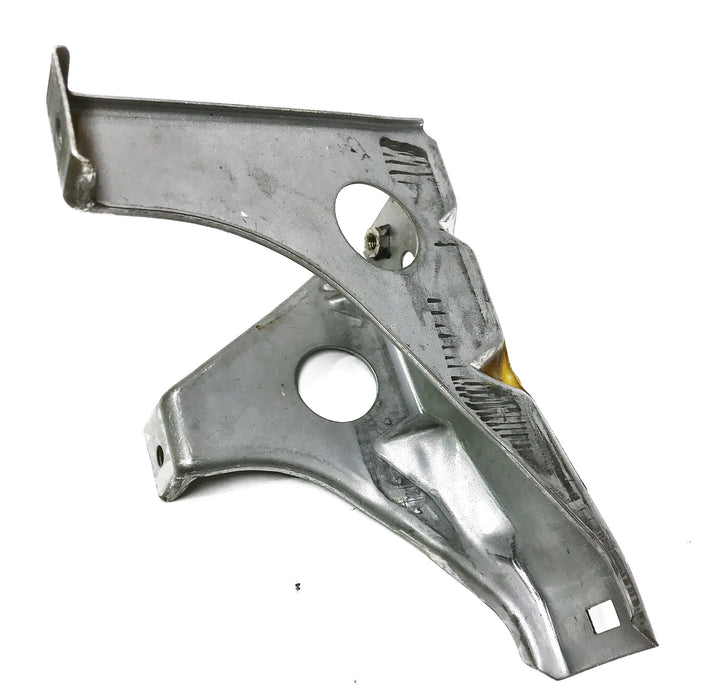Isuzu Radiator Grill Bracket 1711182012 (94044686) NOS