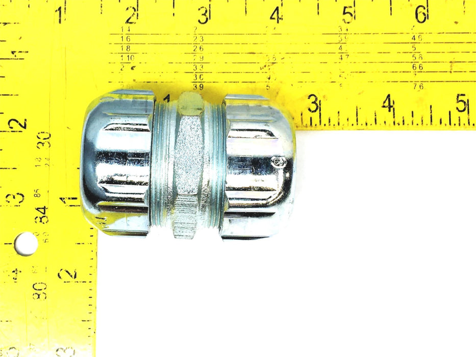Thomas & Betts 5 Piece 1 Inch Threadless Coupling Set 8320 NOS