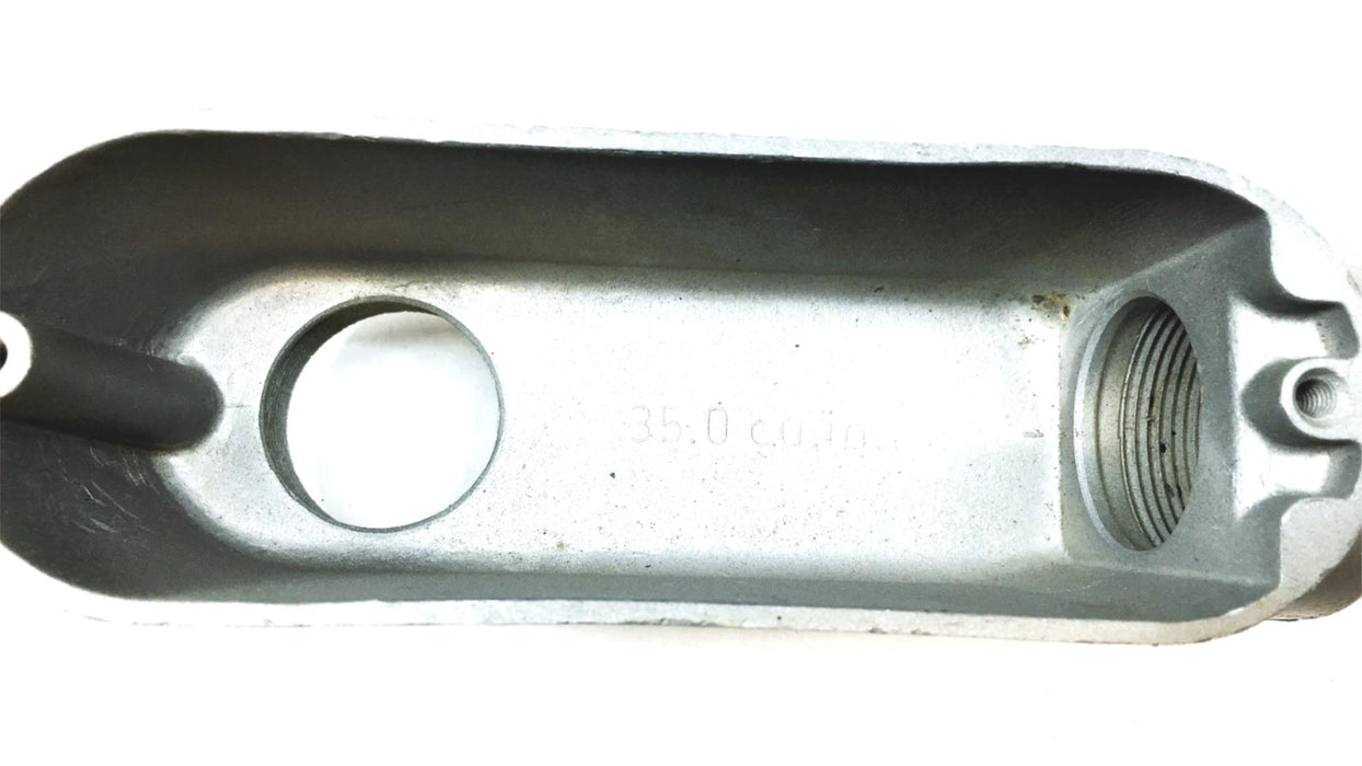 Crouse-Hinds 1-1/2 Inch 35.0 CU IN Conduit Body LB59 NOS