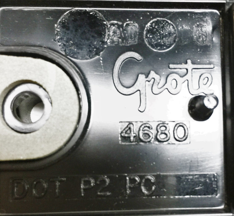 Grote Lamp Base 4680 [Lot of 7] NOS