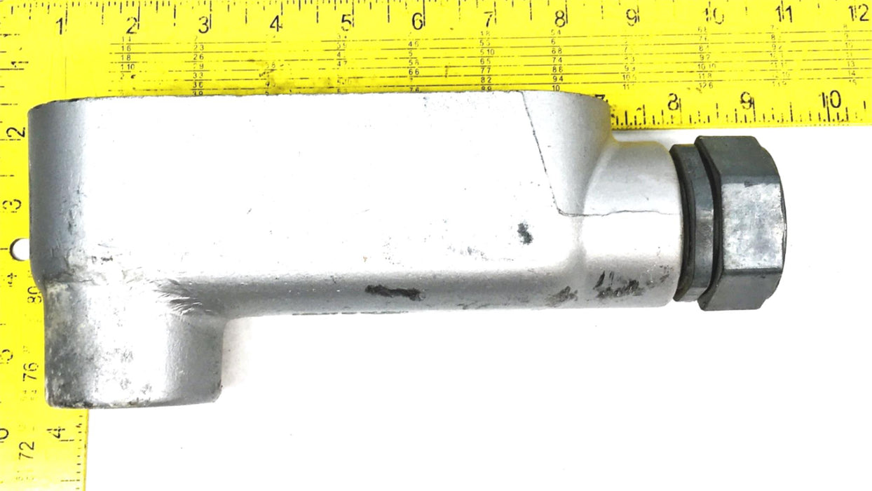 Red Dot 1-1/4 Inch Conduit Body With Connector LB USED