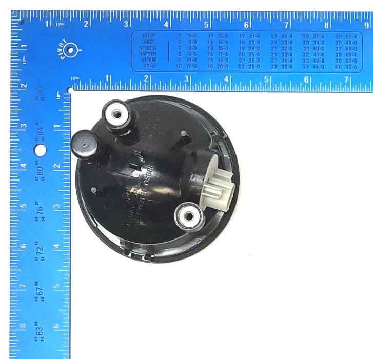 Parts Link Fog Light For Nissan 2004-08, 26100-7Y001 NOS
