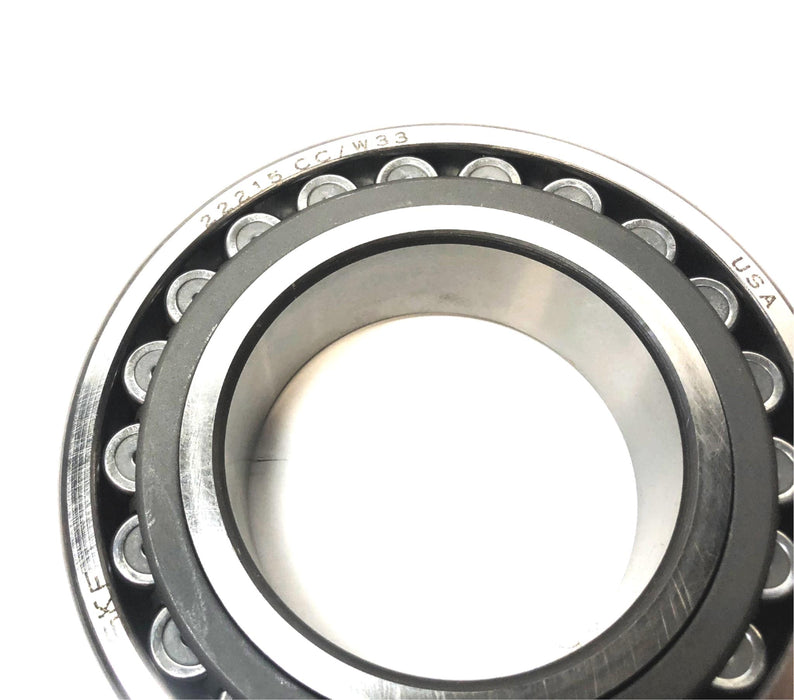 SKF Spherical Roller Bearing 22215-CC-W33 NOS