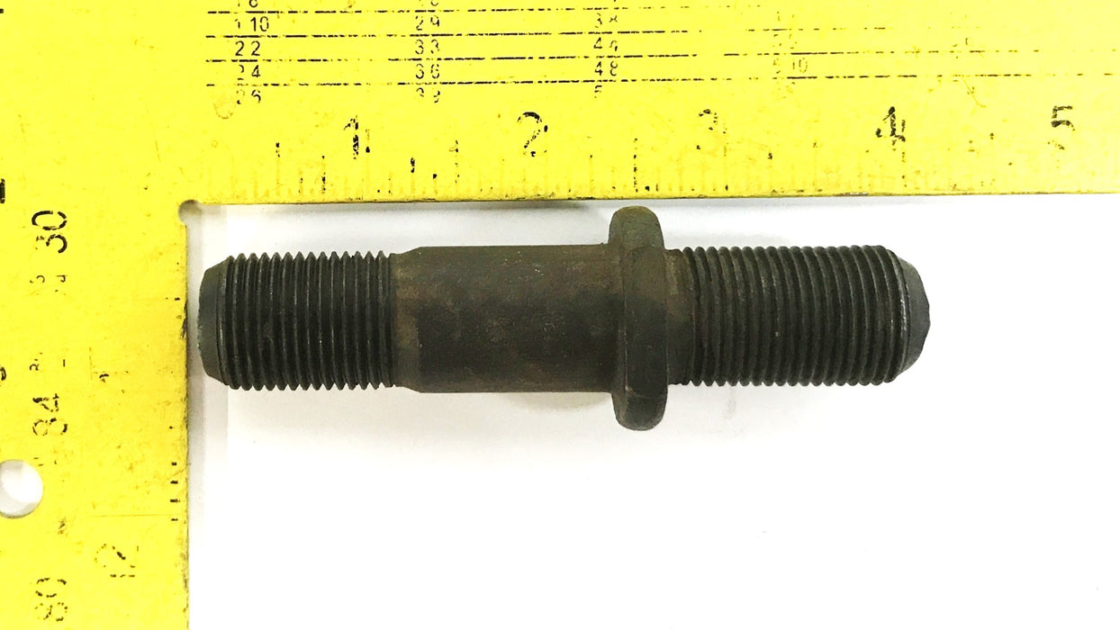 Euclid Clipped Collar Wheel Stud E-5559-R [Lot of 3] NOS