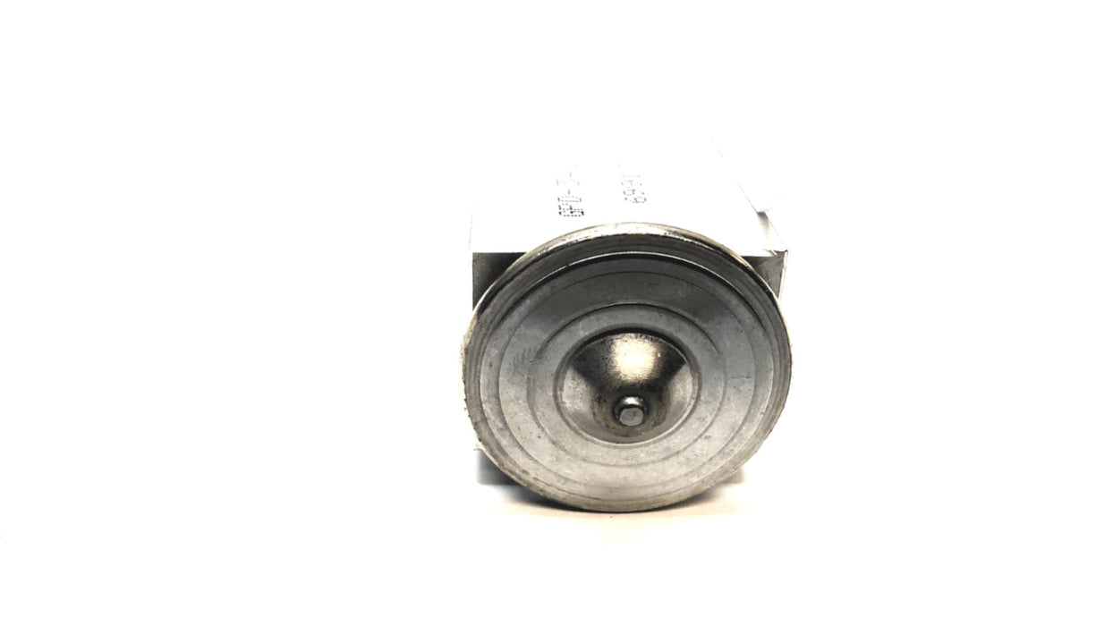 Global Parts Distributors / GPD Expansion Valve 3411822 (69917011) NOS
