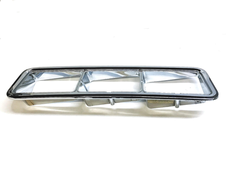 RTS Right Hand Head Lamp Bezel 2006486 NOS