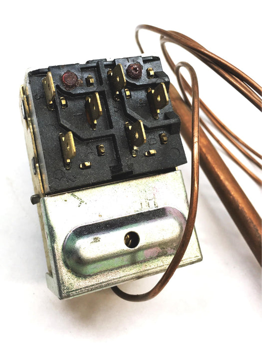 Unbranded AC Control C17-9043-070 (9327-33) NOS