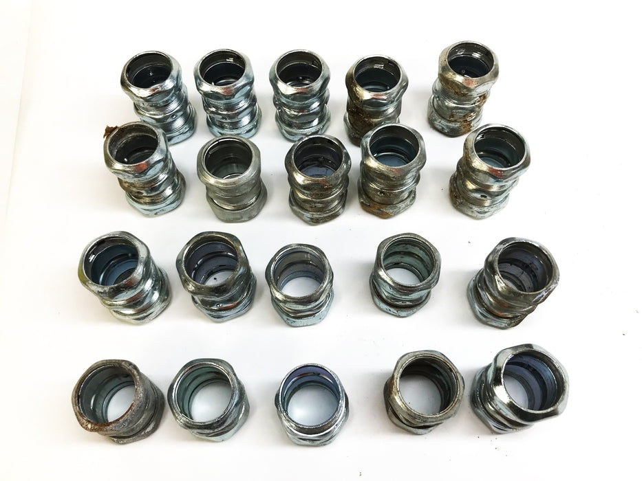 Crouse-Hinds Compression Conduit Coupling SE1413 [Lot of 20] NOS