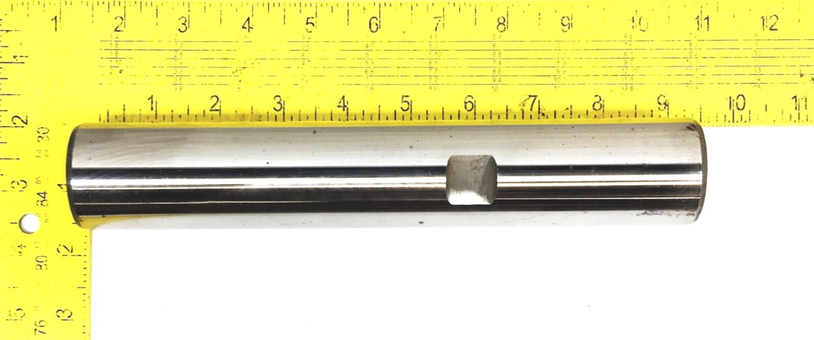 Unbranded 1/2 Inch King Pin 9 Inch Length 81004C NOS