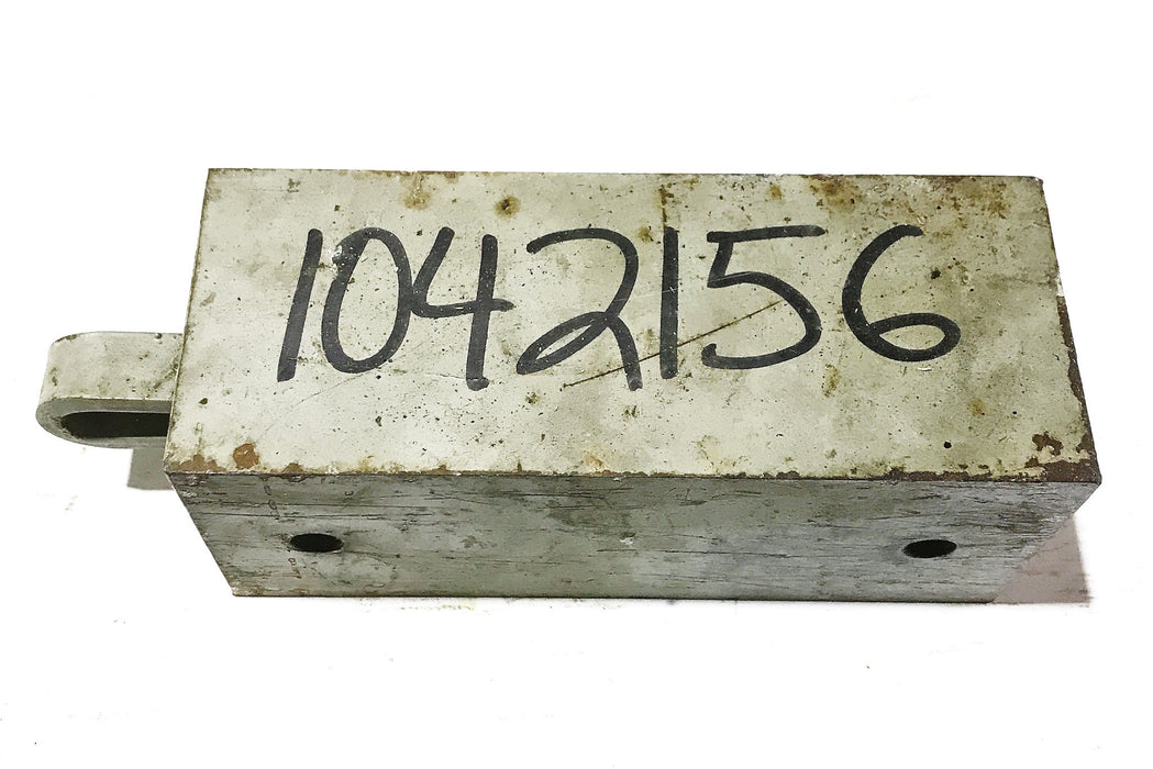 Elgin Right Side Counterweight Weldment 1042156 NOS