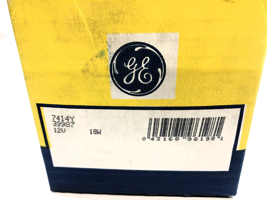 General Electric Sealed Beam Lamp 7414Y NOS