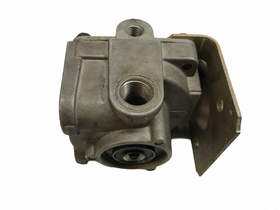 Bendix Brake Relay Valve 20QE461 NOS