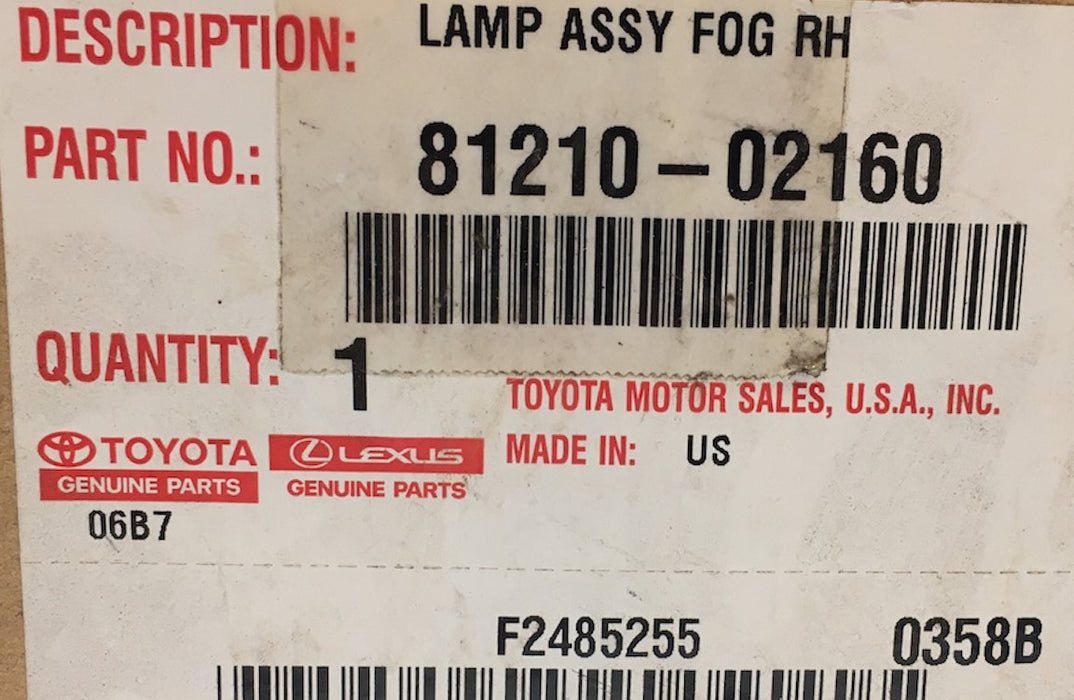 Toyota Fog Lamp Assembly 81210-02160 NOS
