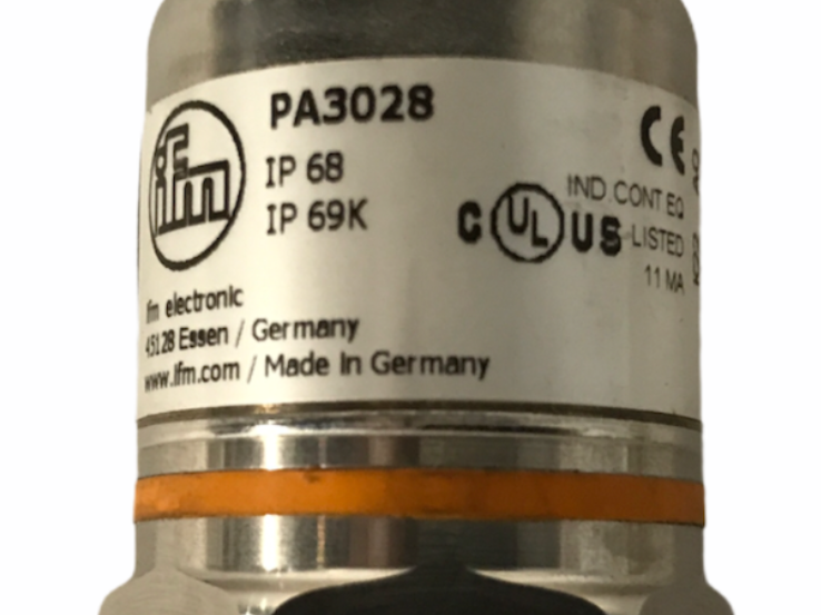 IFM Electrical Pressure Switch PA3028 NOS