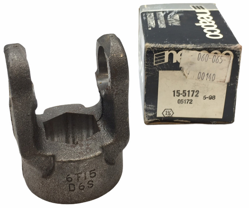 Neapco Drive Shaft Flange Yoke 15-5172 NOS